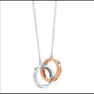 Interlocking Circles Necklace | Poshmark